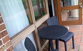 Town & Country Motor Inn